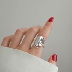 Yaprak Şeklinde Önden Ayarlanabilir Gümüş Yüzük