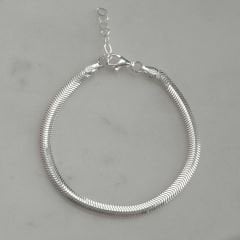 Nina Yassı Balıksırtı Zincir Gümüş Bileklik