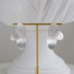 Taçyaprağı Şeklinde Gümüş Küpe