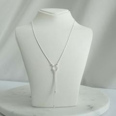 Halka ve Düğüm Detaylı Gümüş Kolye