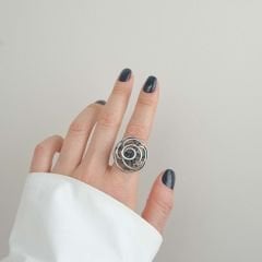 Anita Önden Ayarlanabilir Gümüş Yüzük