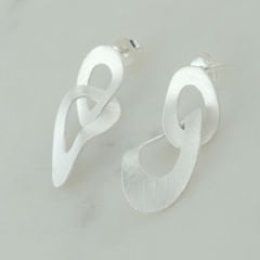 Lora Geçişli Küpe | Silver