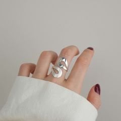 Valentina Mat ve Parlak Yüzeyli Yüzük