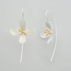 Alice Çiçekli Küpe