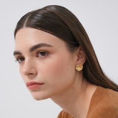 Evelyn Çiçek Form Küpe